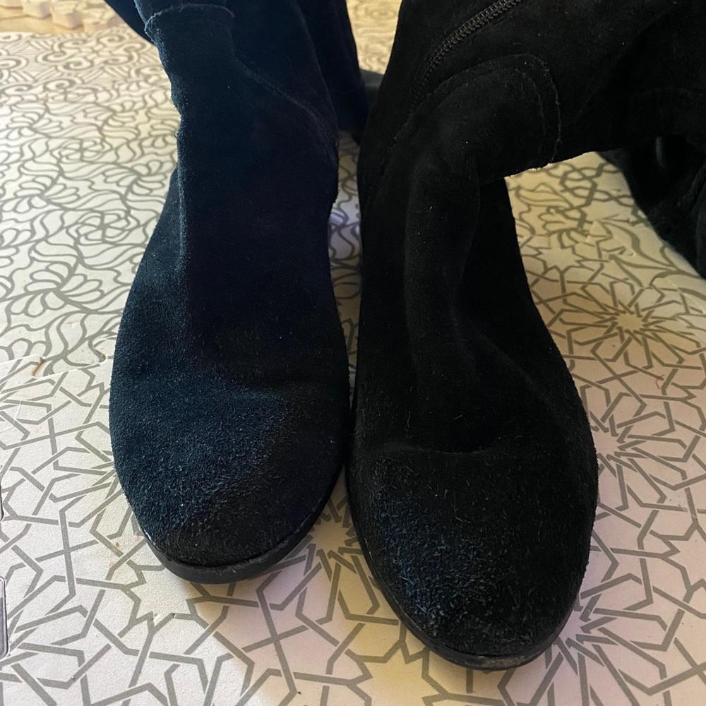 Vince Camuto suede boots